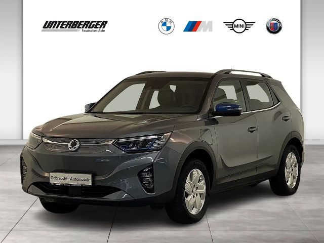 SsangYong Korando E-Motion Titanium ACC RFK Navi LED FSE