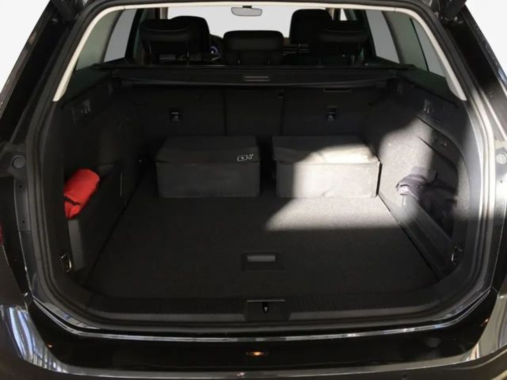 Volkswagen Passat DSG Variant 2.0 TSI Elegance Elegance