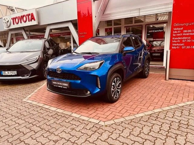 Toyota Yaris Cross Team D