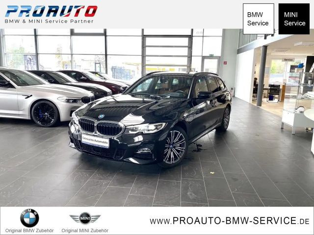 BMW 3 Serie 330 M-Sport Touring 330e