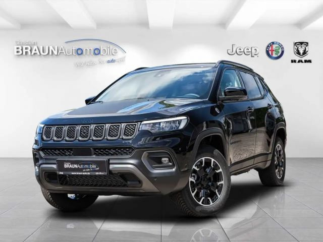 Jeep Compass 4xe Hybrid Trailhawk