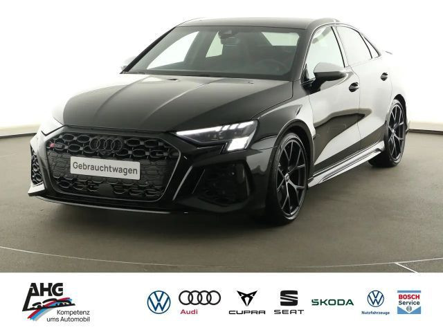 Audi RS3 Sedan Quattro S-Tronic