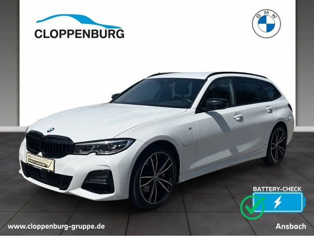 BMW 3 Serie 330 M-Sport Touring 330e