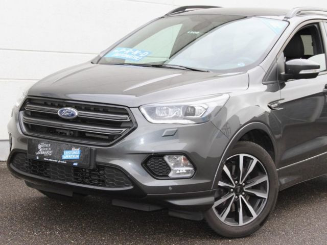 Ford Kuga EcoBoost ST Line