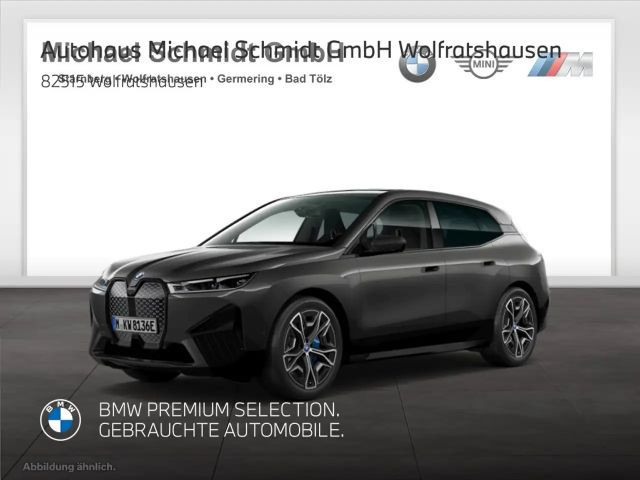 BMW iX xDrive40