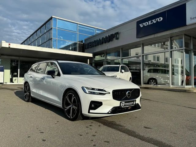 Volvo V60 Plus Dark