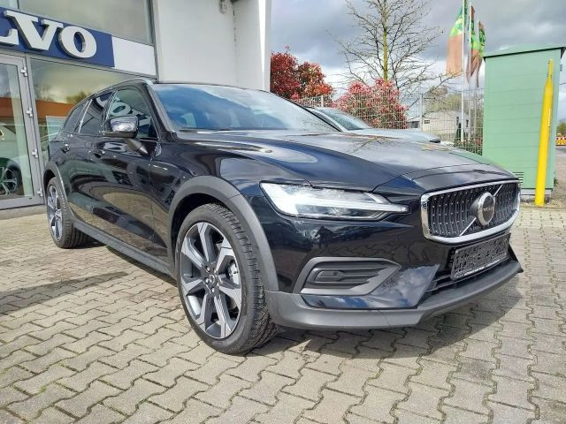 Volvo V60 AWD Plus