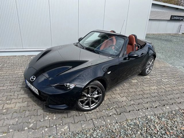 Mazda MX-5 SkyActiv