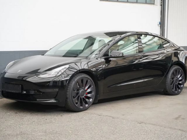 Tesla Model 3 Performance