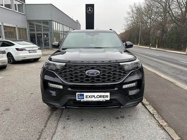 Ford Explorer EcoBoost ST Line Plug in Hybrid