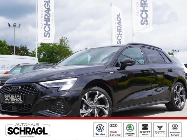 Audi A3 Sportback Sedan S-Line S-Tronic 35 TFSI