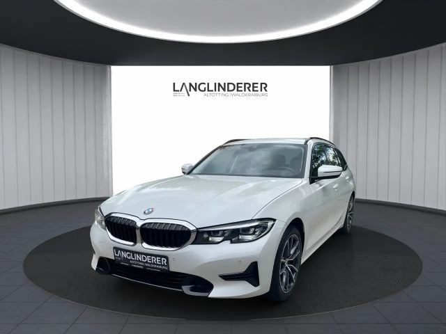 BMW 3 Serie 320 Sport Line Touring 320i