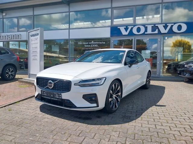 Volvo S60 AWD Ultimate Dark