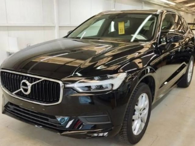 Volvo XC60 Momentum