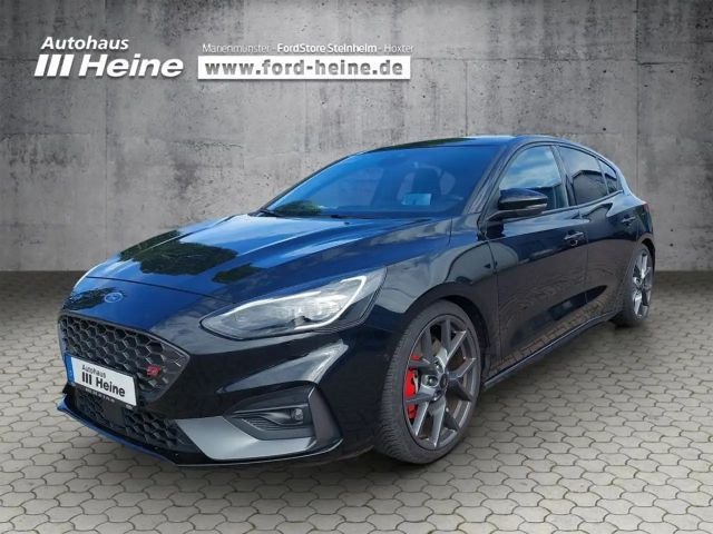 Ford Focus ST Line