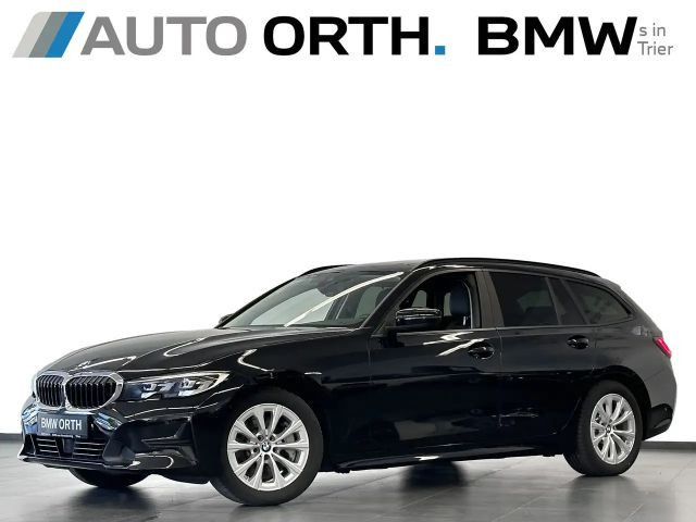 BMW 3 Serie 330 Touring 330i