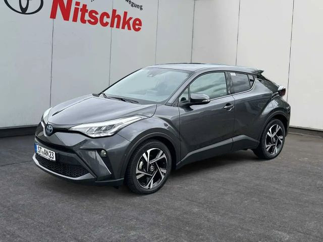 Toyota C-HR Team D Hybride