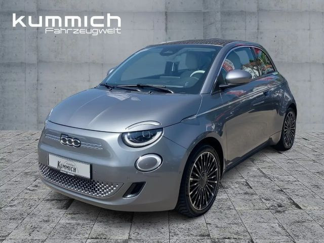 Fiat 500e La Prima