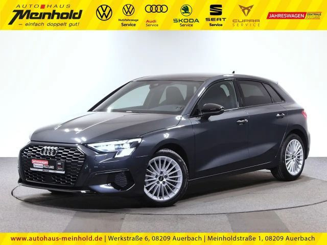 Audi A3 Sedan Quattro S-Tronic 40 TFSI