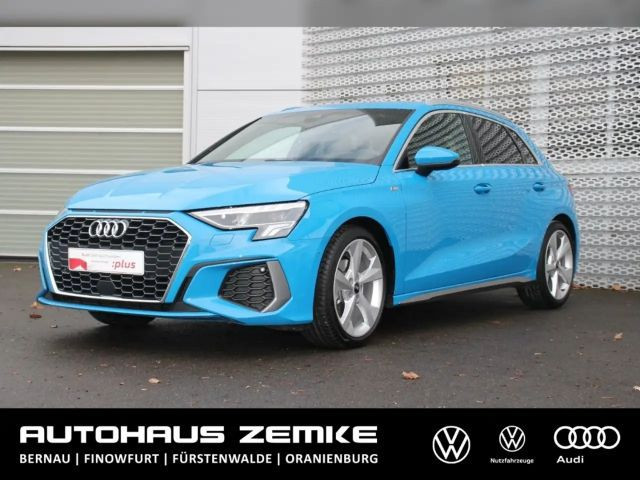 Audi A3 Sportback Sedan S-Line S-Tronic 30 TFSI