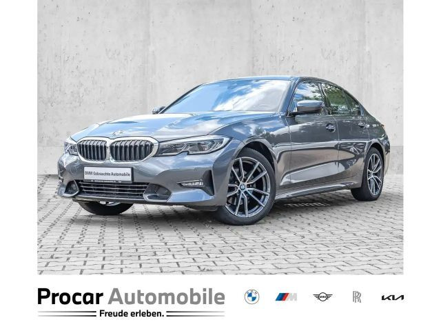 BMW 3 Serie 320 Sport Line Limousine 320i