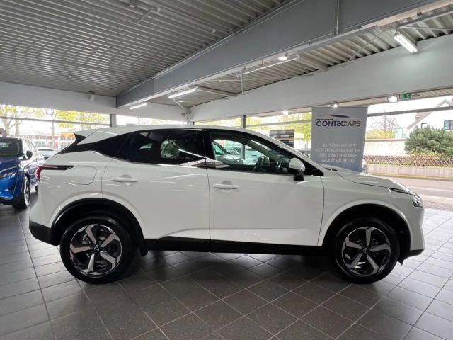 Nissan Qashqai 1.3 Connecta LED+KEYLESS+360°+ACC+VC