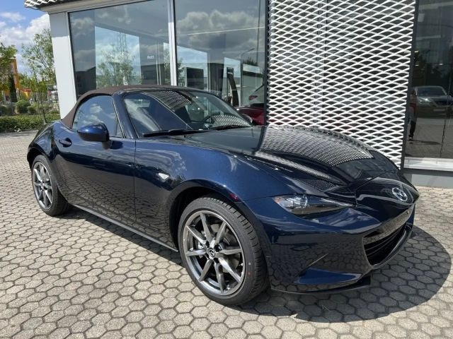 Mazda MX-5 SkyActiv