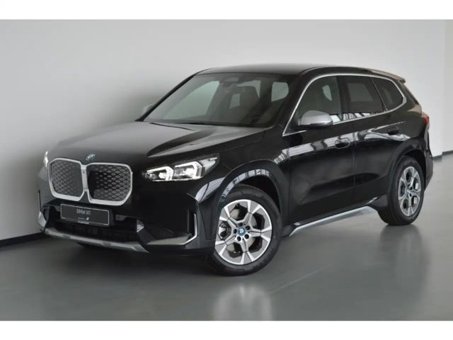 BMW iX1 xDrive30