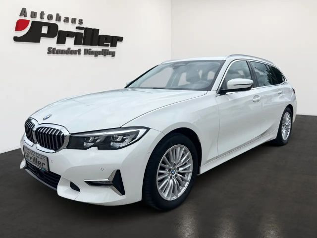 BMW 3 Serie 320 Luxury Line Touring 320i