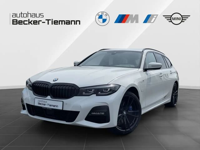 BMW 3 Serie 330 M-Sport xDrive Touring 330e