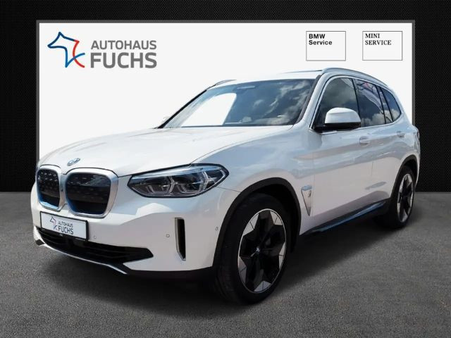 BMW iX3 Impressive