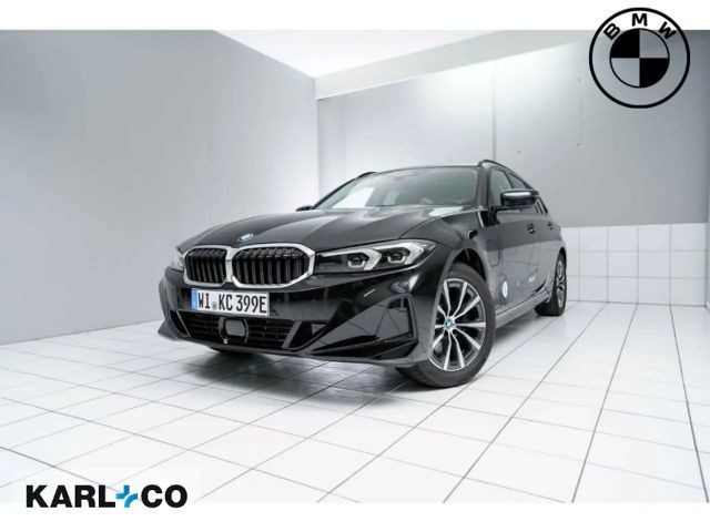 BMW 3 Serie 320 exDriveTouring+AHK+Navi+HUD+RFKesitze+leder