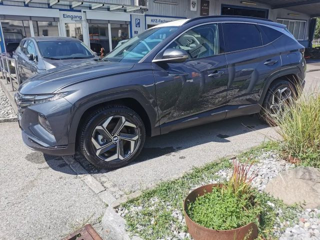 Hyundai Tucson T-GDi Hybrid Plug-in Smart Vierwielaandrijving