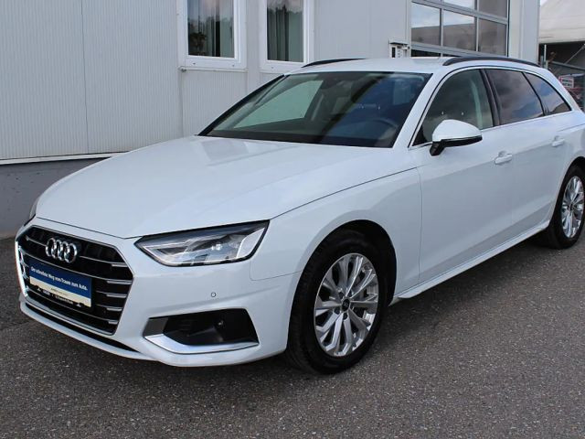 Audi A4 Avant S-Tronic 40 TDI