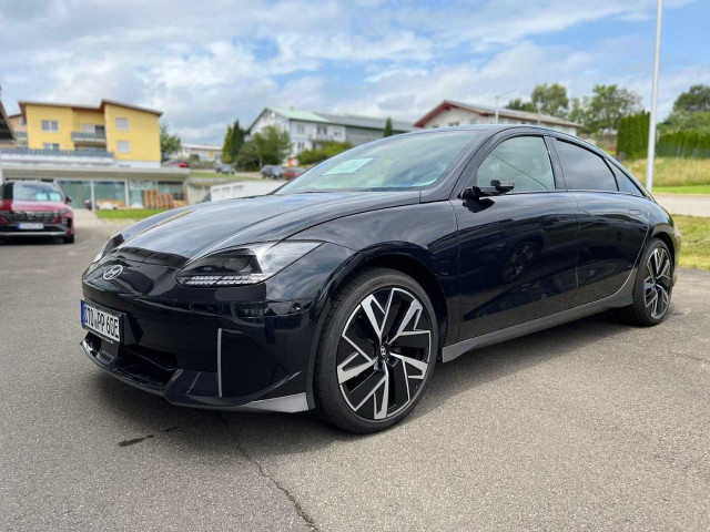 Hyundai IONIQ 6 UNIQ Vierwielaandrijving