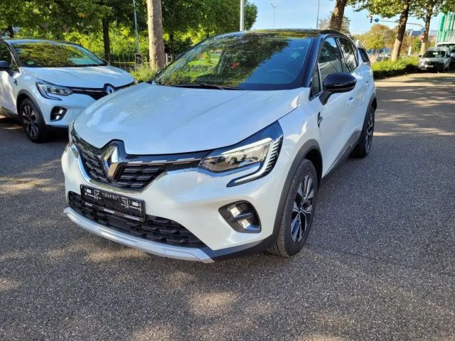 Renault Captur EDC Hybrid Techno