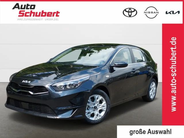 Kia Ceed 1.5T DCT7 Vision Navi Kamera Klimaautomatik Sitzhe