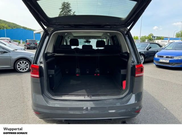 Volkswagen Touran DSG 1.5 TSI