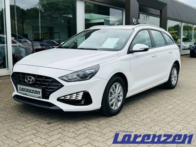 Hyundai i30 Trend Hybrid 1.0