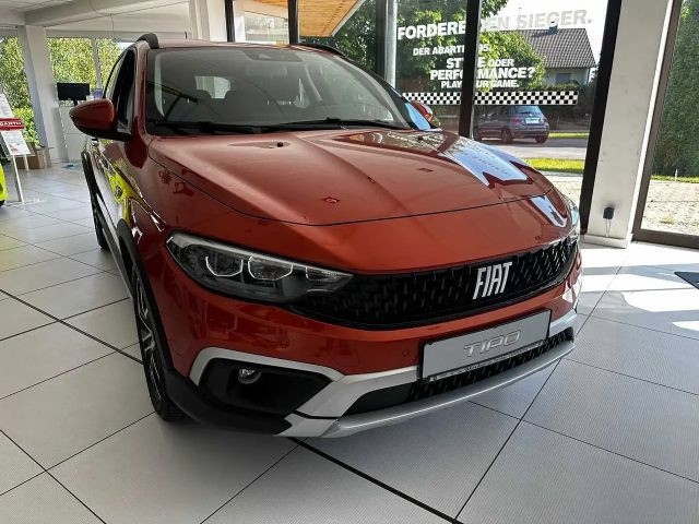 Fiat Tipo Cross