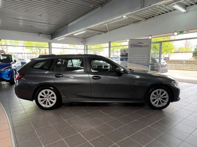 BMW 3 Serie 330 Touring Advantage pakket 330e