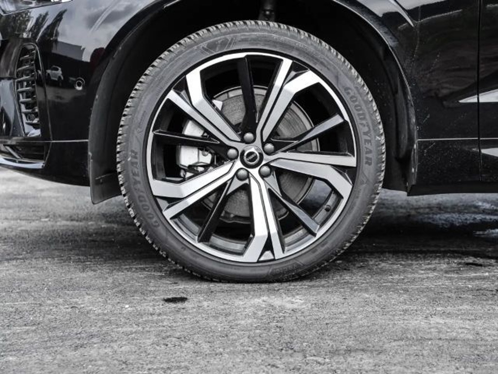 Volvo XC60 AWD T8 Twin Engine Recharge Ultimate Dark