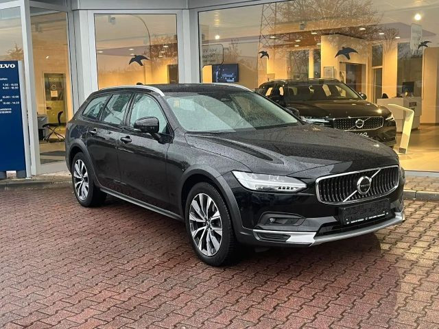 Volvo V90 Cross Country AWD Plus