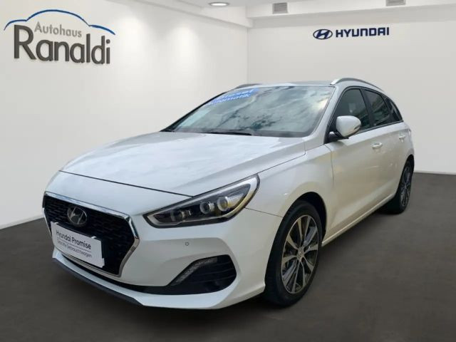 Hyundai i30 CRDi Premium 1.6