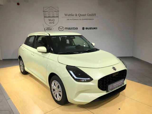 Suzuki Swift Club Hybrid