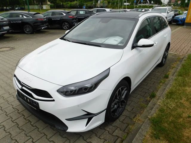 Kia Ceed SportWagon Platinum Edition