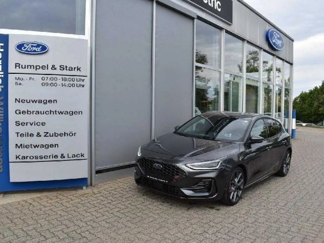 Ford Focus ST Line