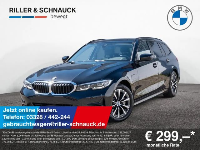 BMW 3 Serie 330 Touring Advantage pakket 330e