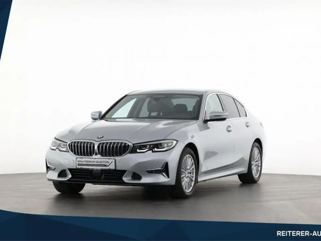 BMW 3 Serie 330 Luxury Line xDrive 330i