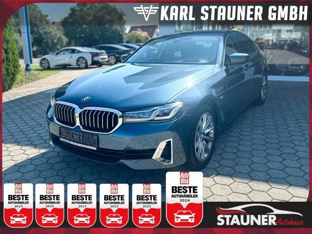 BMW 5 Serie 530 Luxury Line xDrive Sedan 530e